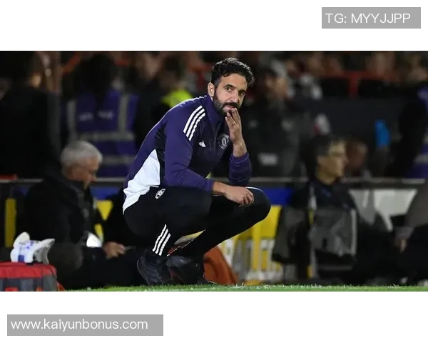 阿莫林执教曼联一周年回顾红魔训练强度高尽管无欧战挑战